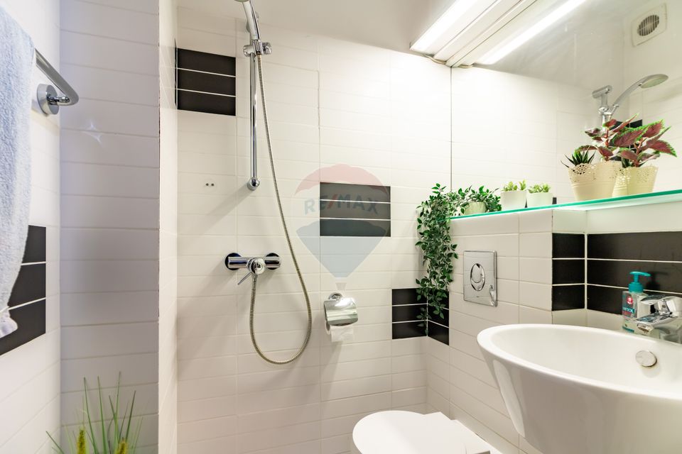 Apartament de vanzare, 3 camere la Piata Unirii, 2x parcare, metrou