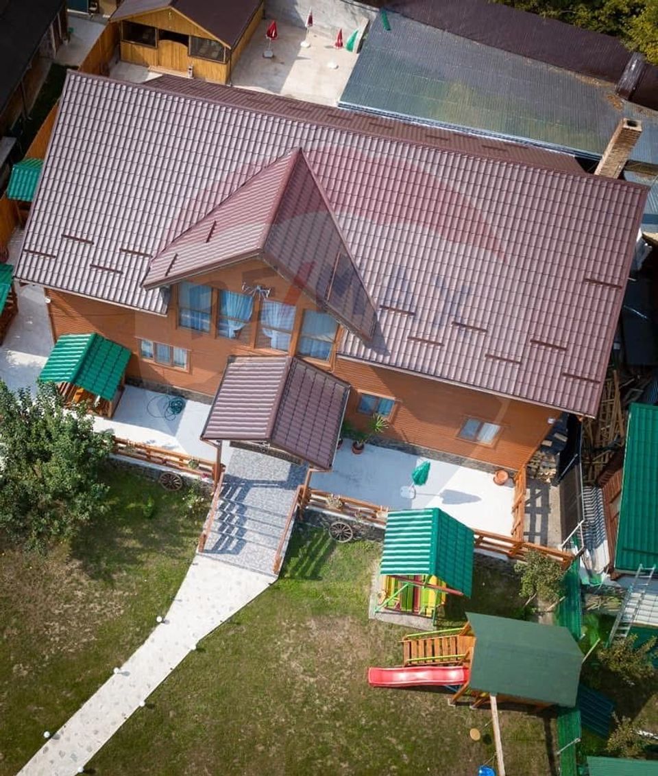 De Vânzare Pensiune Rustica De Vis Pe Ruta Lerești-Voina