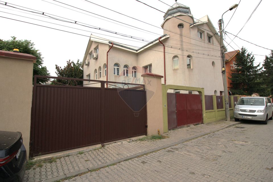 Casa de vanzare P+1+M Drumul Taberei Bucuresti
