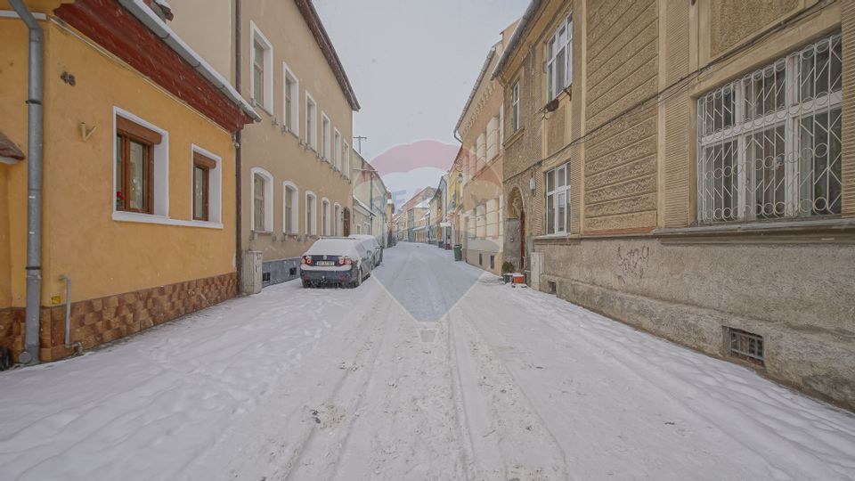 Garsoniera de inchiriat, Centrul Istoric