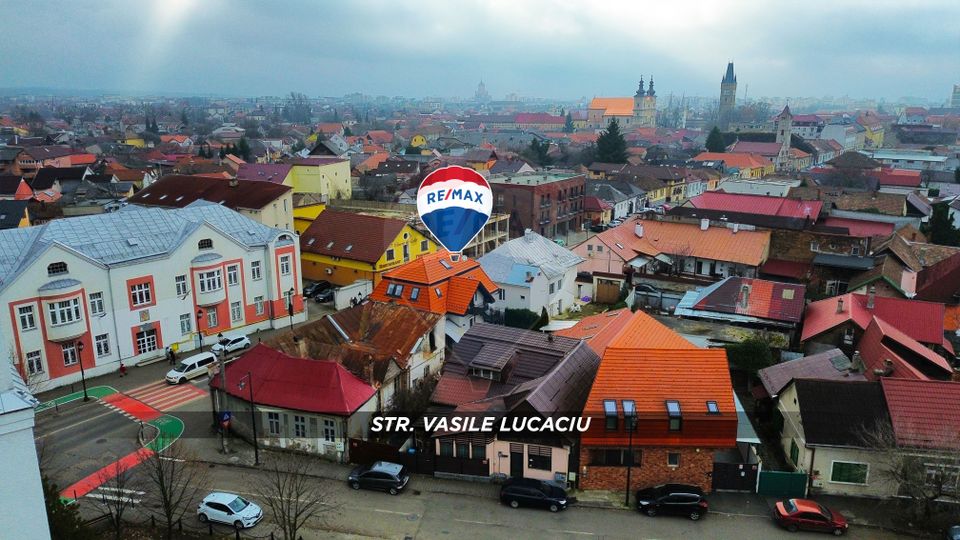 3 room Apartment for rent, Orasul Vechi area