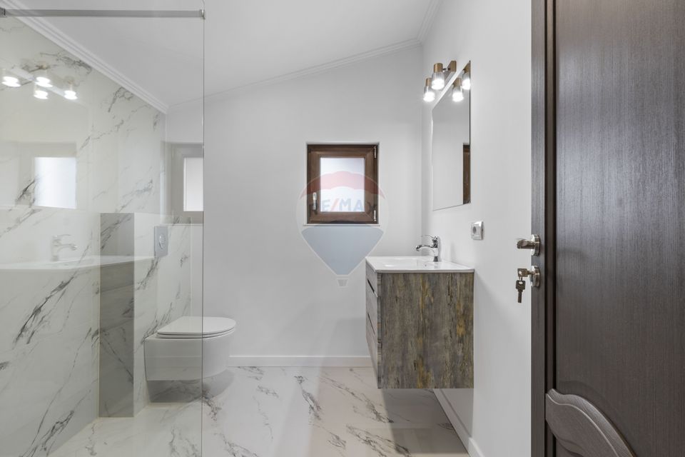 7 room House / Villa for sale