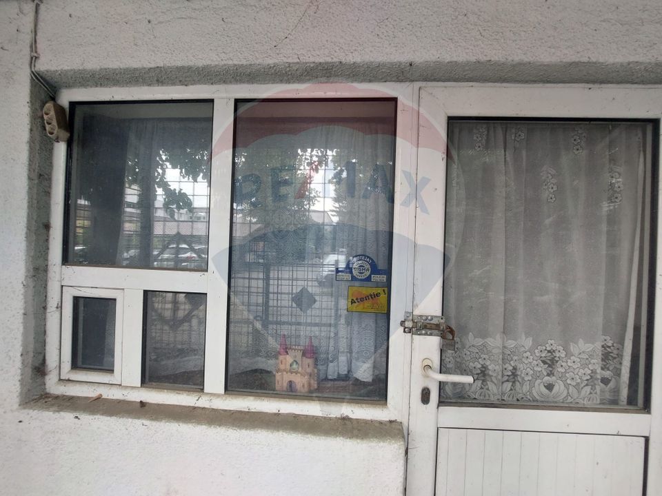 Spatiu comercial de inchiriat Bacau cladire separata