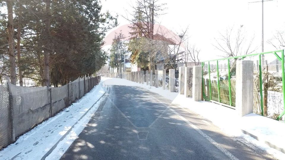 Teren intravilan 1081 mp + construcție 230 mp – Gura Humorului,