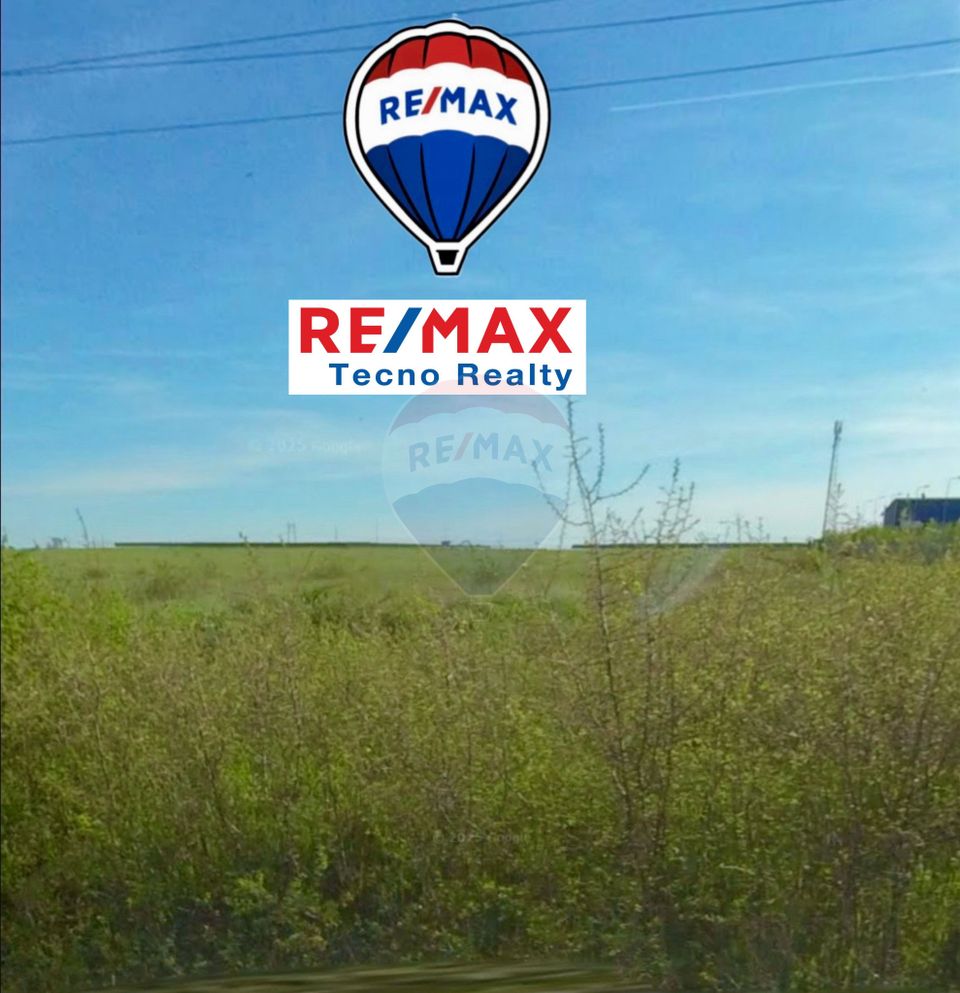 Teren intravilan 5,9 ha la doar 8E/mp fs 150m la 8 km de Arad