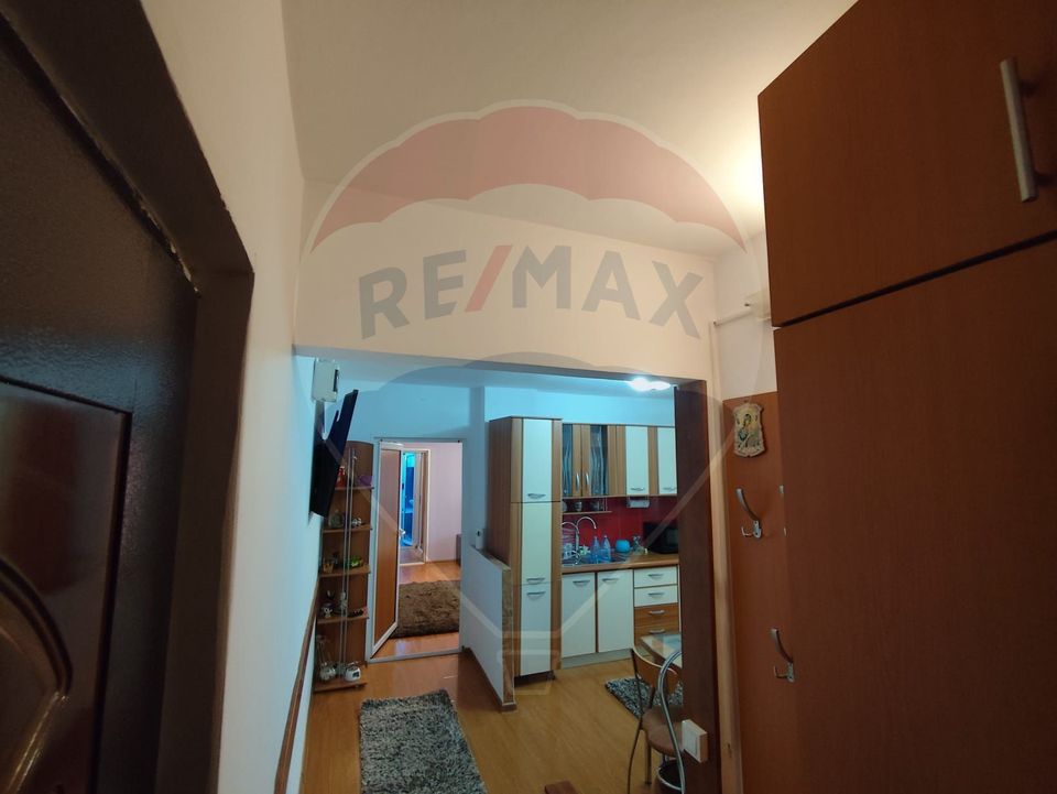 DE VANZARE Apartament cu 2 camere în zona Crihala