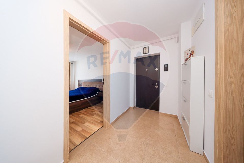 3 room Apartment for sale, Tractorul area