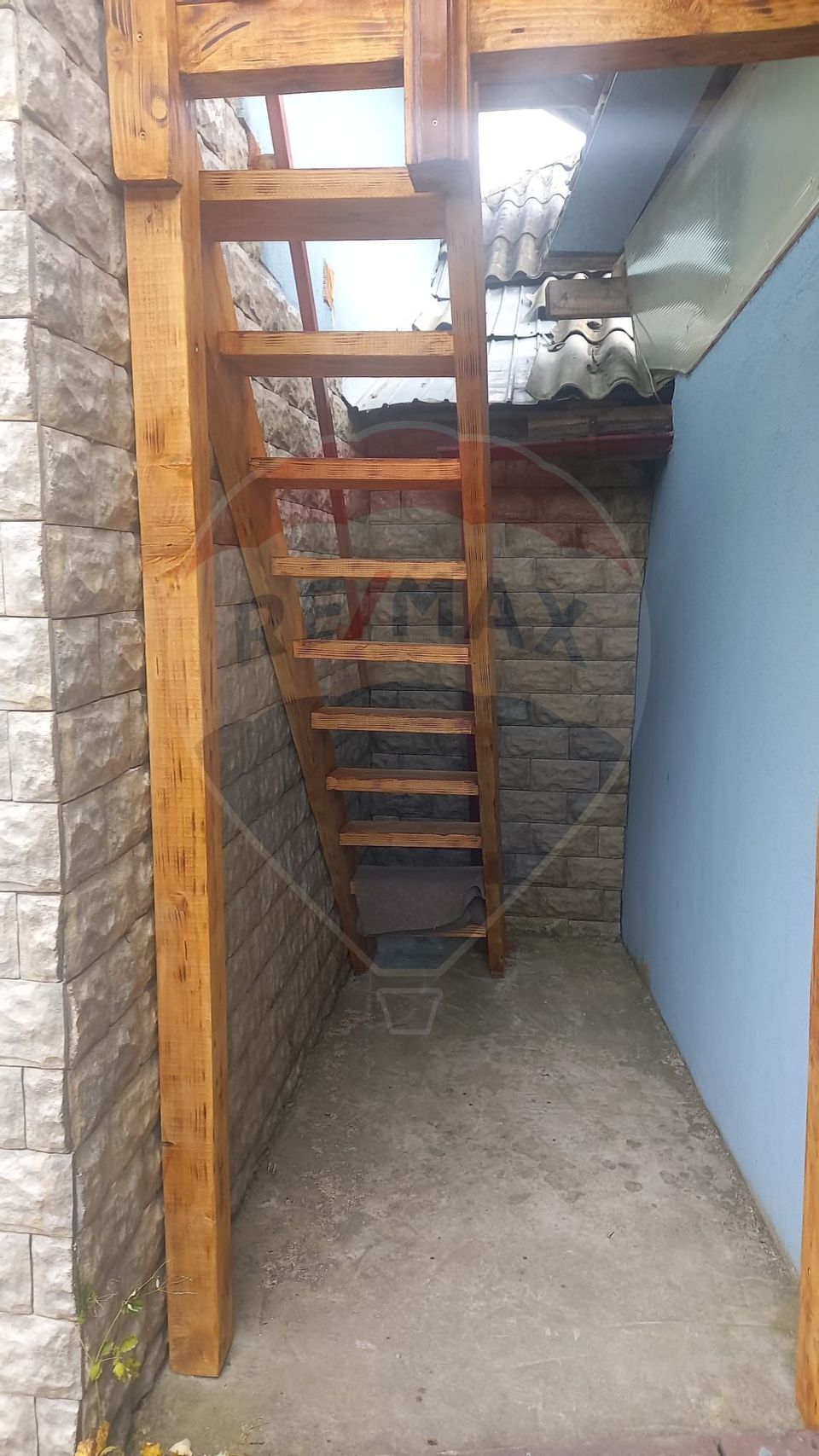 4 room House / Villa for sale