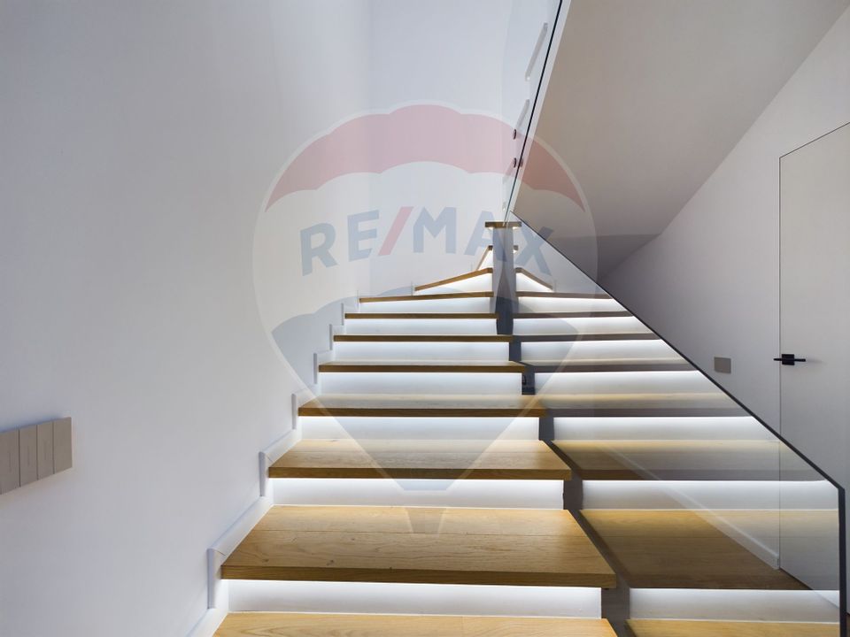 5 room House / Villa for sale