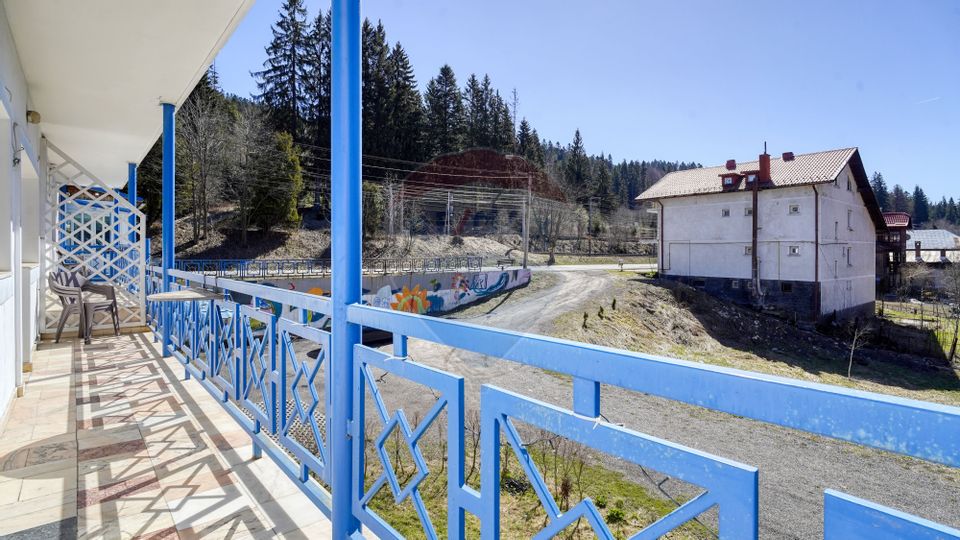 11 room Hotel / Pension for sale, Central area