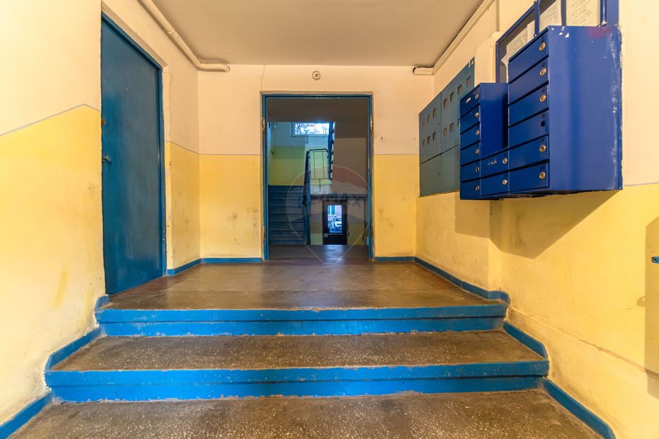 Apartament cu 2 camere de vânzare în zona Craiter