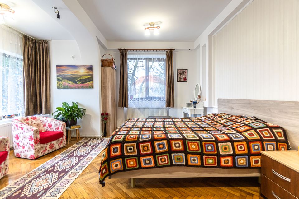 Vila cu 8 camere, 7150 mp teren intravilan I OZUN, COVASNA| COMISION 0