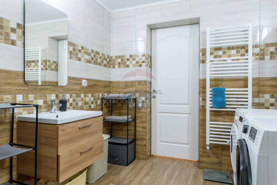 4 room House / Villa for sale, Exterior Est area