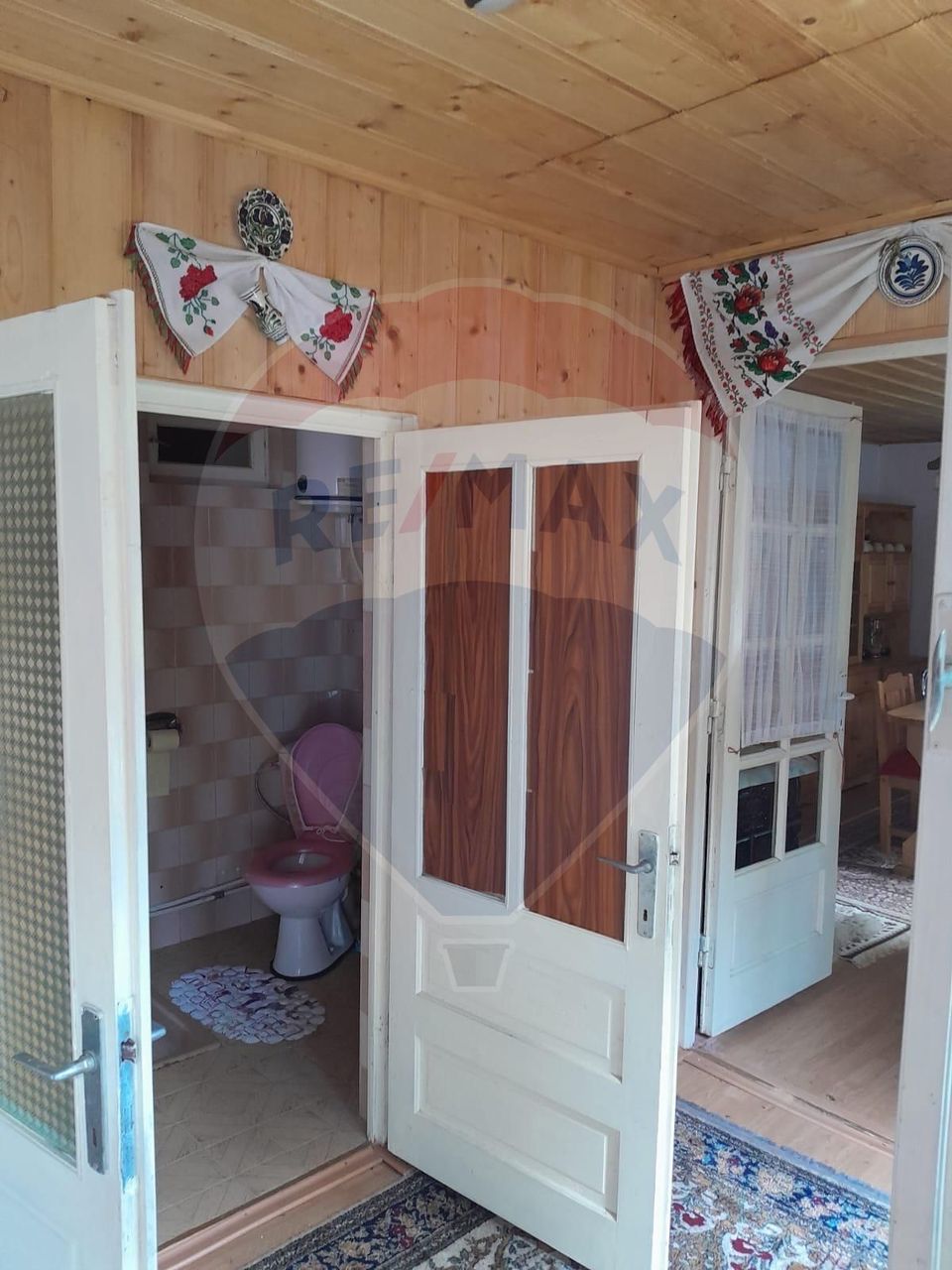 Cabană de vânzare în Muntele Băișorii – Zona Jera