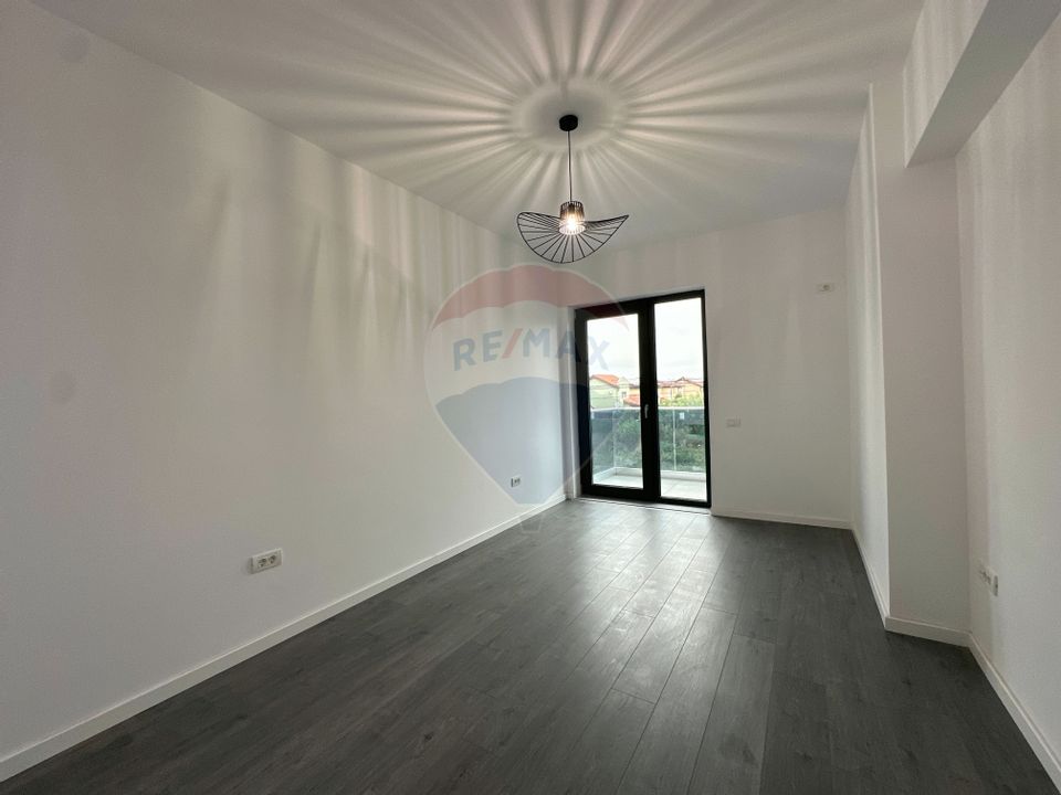 Apartament nou de Închiriat 3 camere în Pipera !