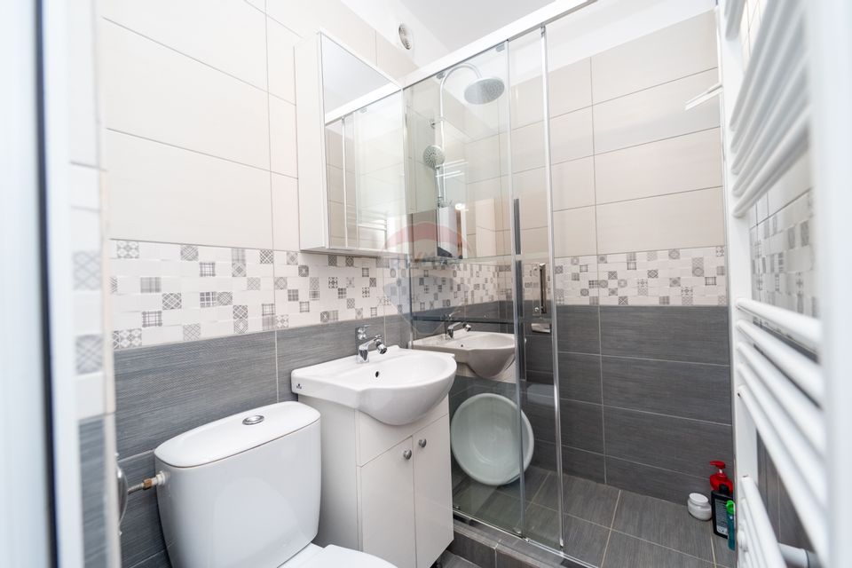 Apartament cu 2 camere, renovat, zona linistita, Florilor!