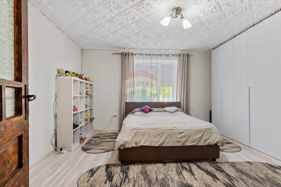 4 room House / Villa for sale