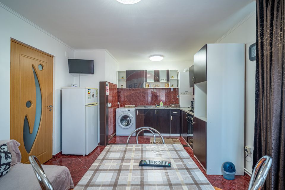 3 room House / Villa for sale, Telecabinei area