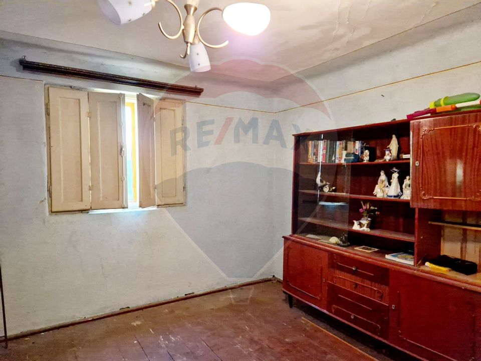 6 room House / Villa for sale