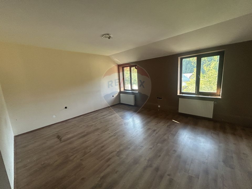 Hotel / Pensiune cu 30 camere de vânzare în zona Nord