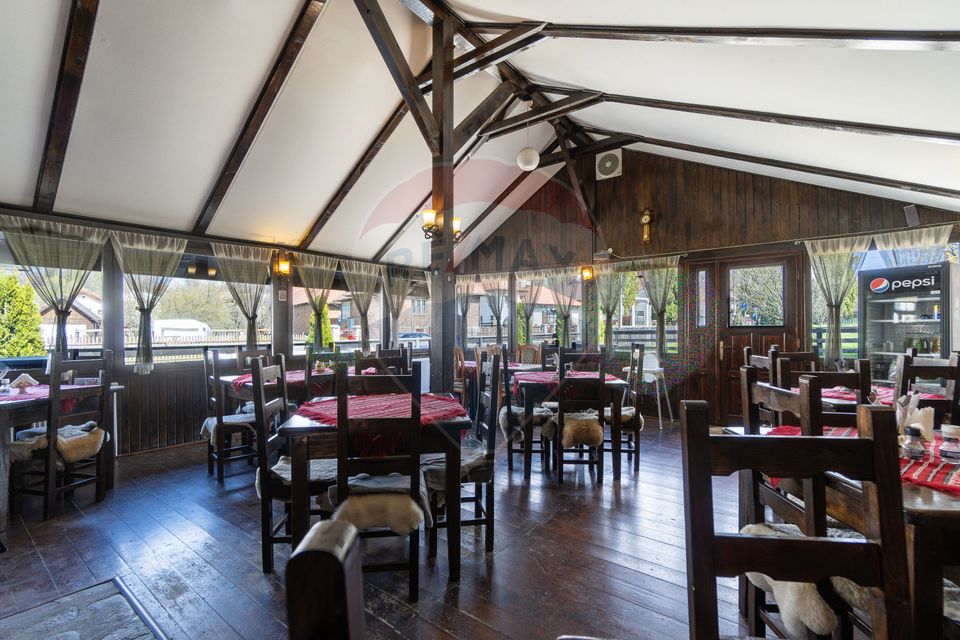 98sq.m Commercial Space for rent