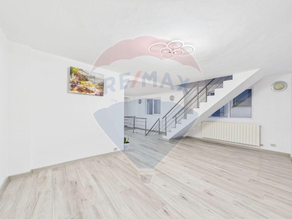 Vilă  S+P+2E  Petre Ispirescu- Sebastian, renovata complet