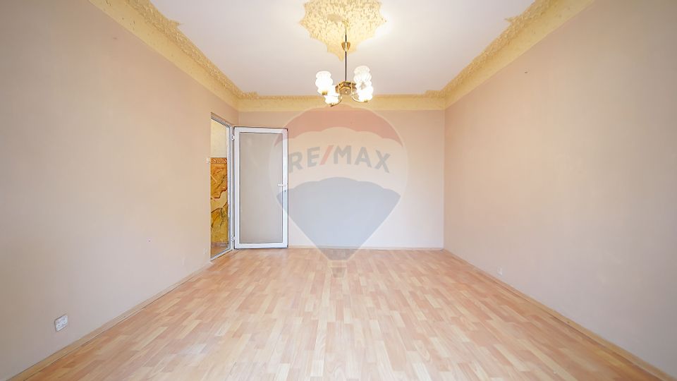 COMISION 0 | Apartament 3 camere de vanzare | De renovat | Triaj |