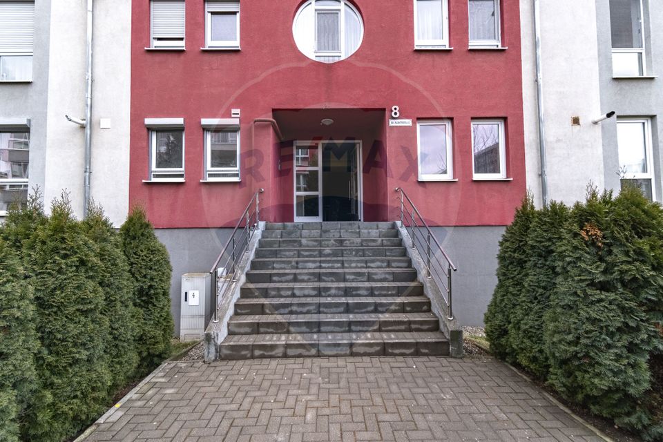 Studio de închiriat | 41,5 mp utili | Mobilat lux