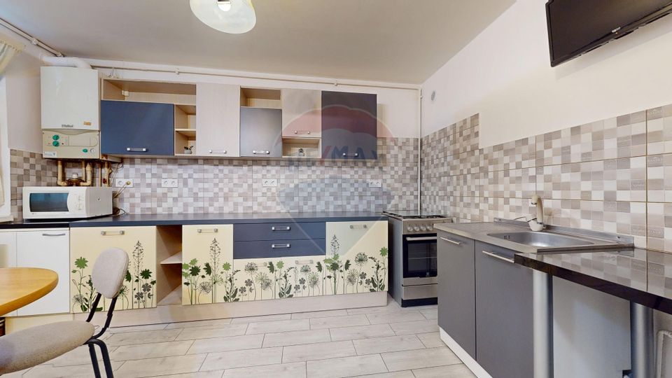 REZERVAT - Apartament 4 camere Astra