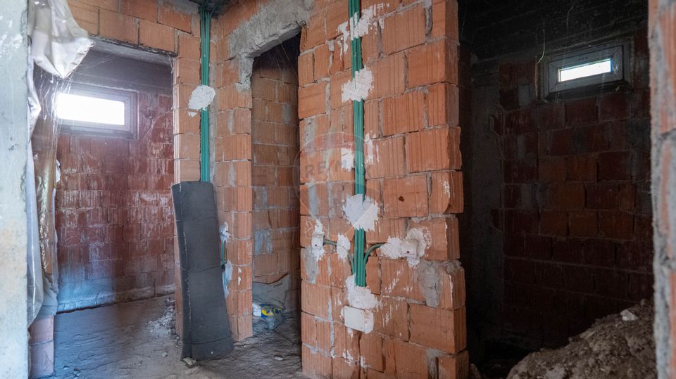 5 room House / Villa for sale, Central area