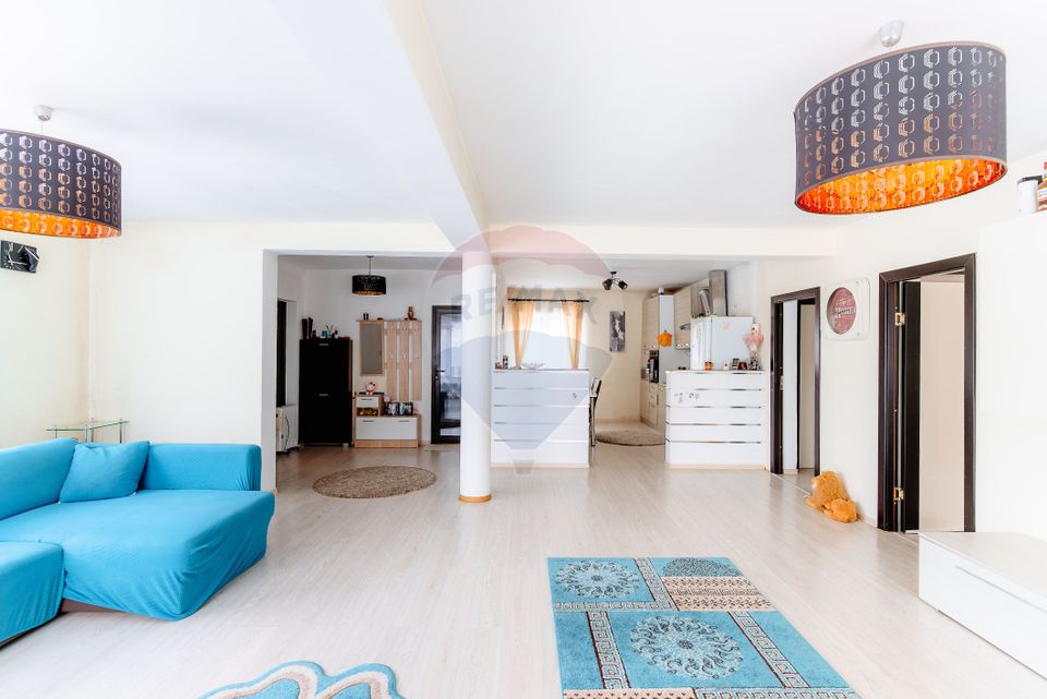 5 room House / Villa for sale