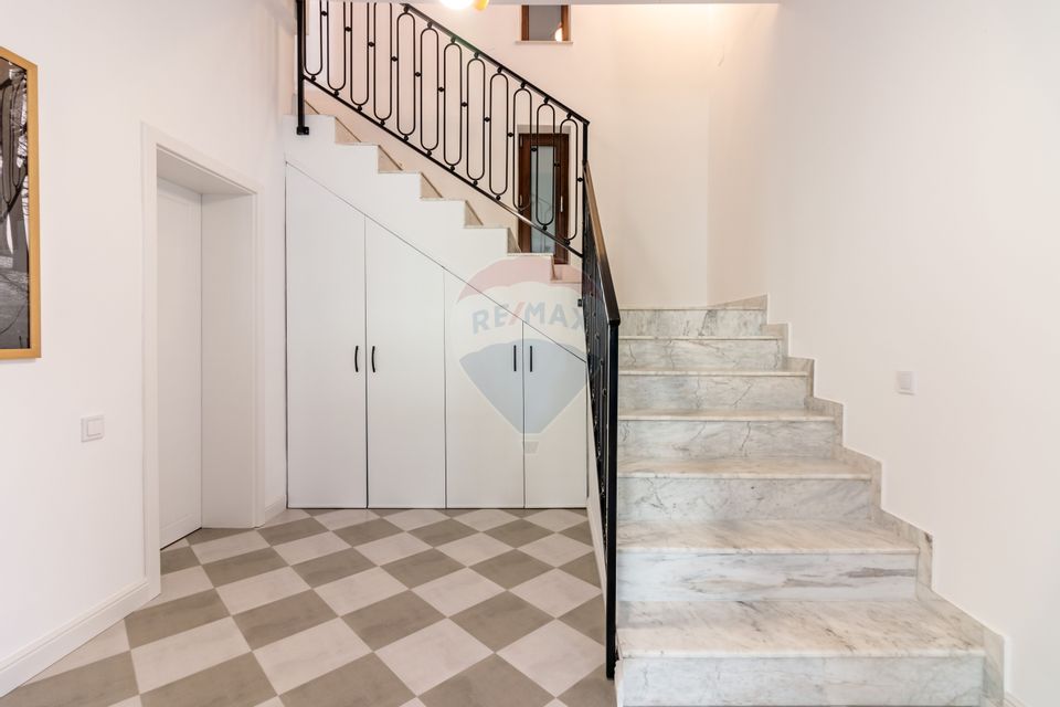 Casă individuala în Aviatiei, adiacent Bulevardul Aerogarii, 4xparcare