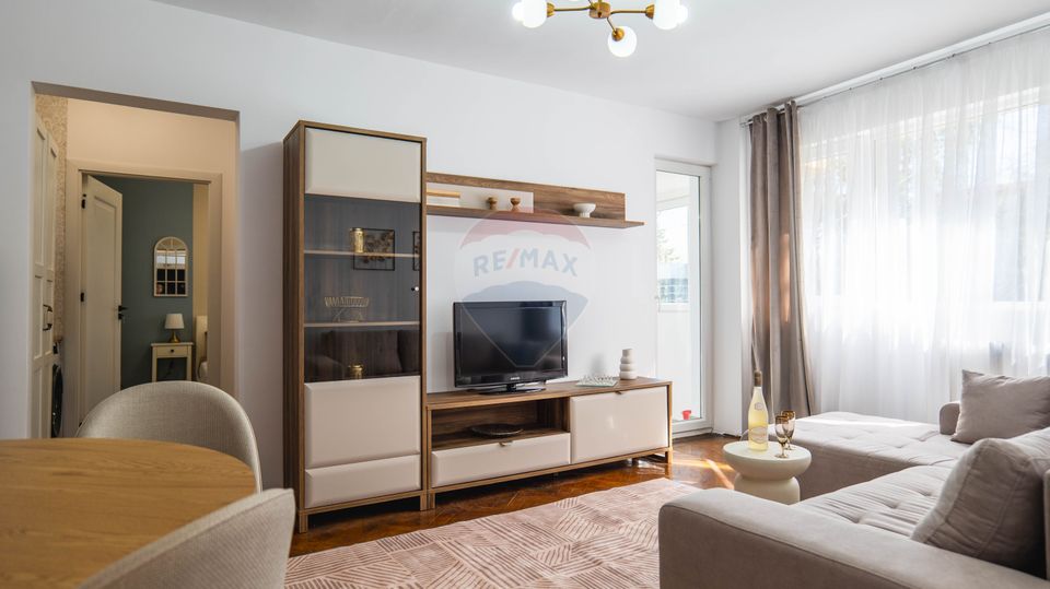 Apartament 2 camere de vânzare Metrou Parc Bazilescu, renovat complet
