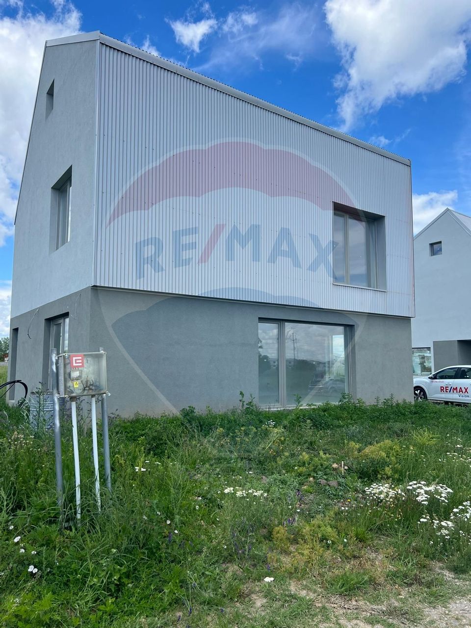 4 room House / Villa for sale