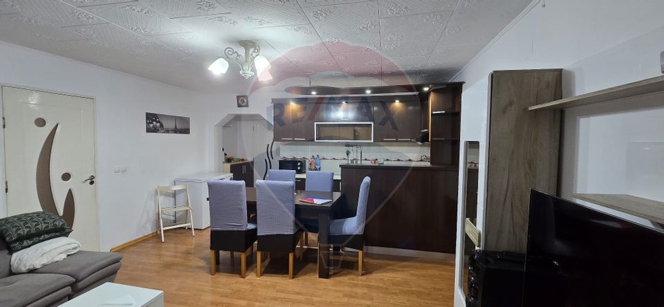 6 room House / Villa for sale