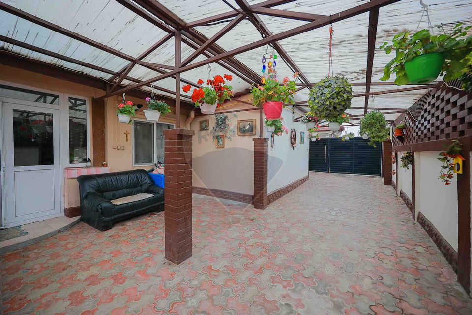 7 room House / Villa for sale, Cantemir area