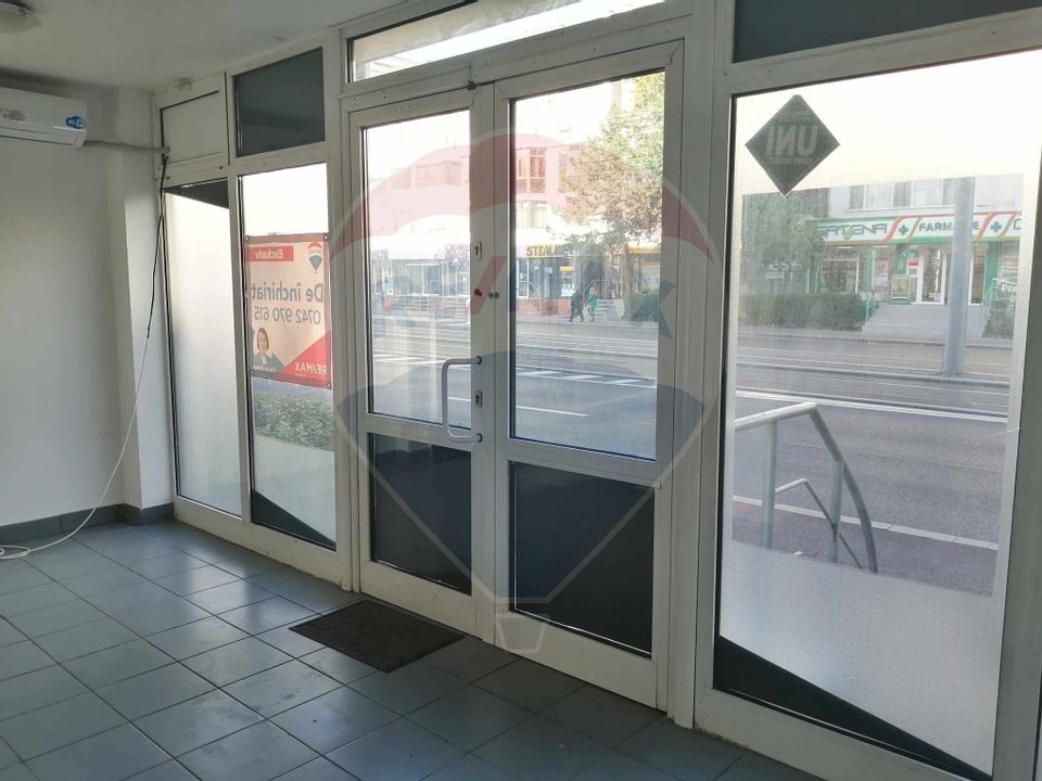 48.43sq.m Commercial Space for rent, Micro 14 area