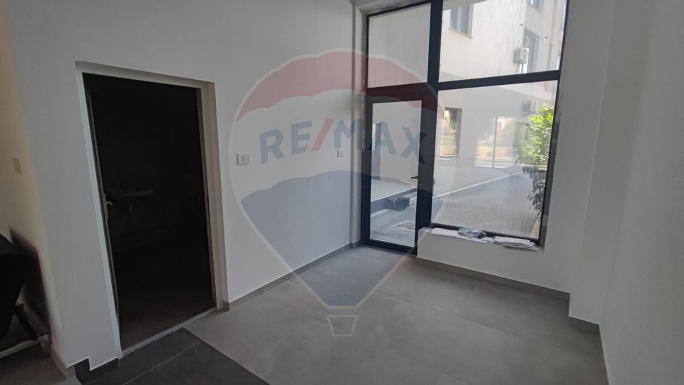 Spațiu comercial 93 mp de vanzare Ultracentral Promenada Crisului