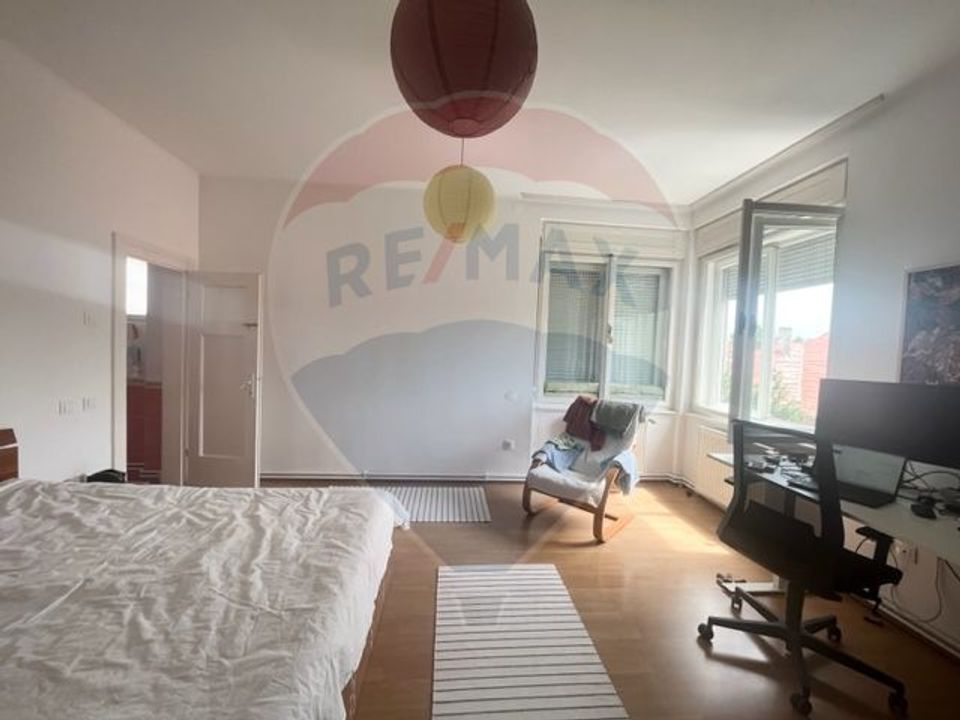 Apartament de inchiriat sttr. Gales, Parc Sub Arini