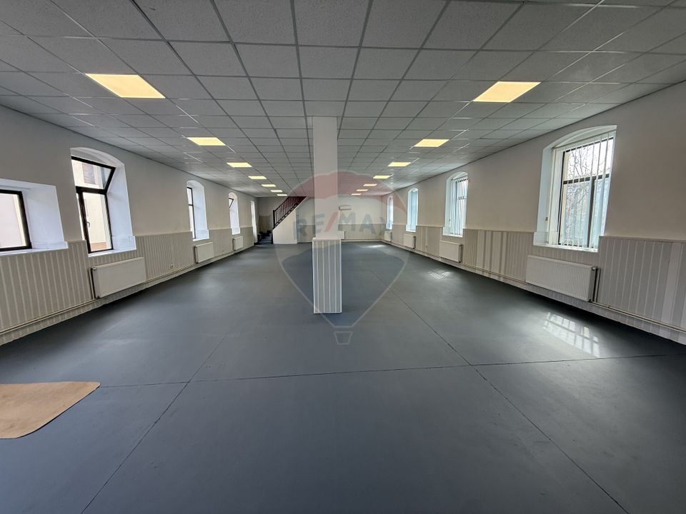 200sq.m Office Space for rent, Central area