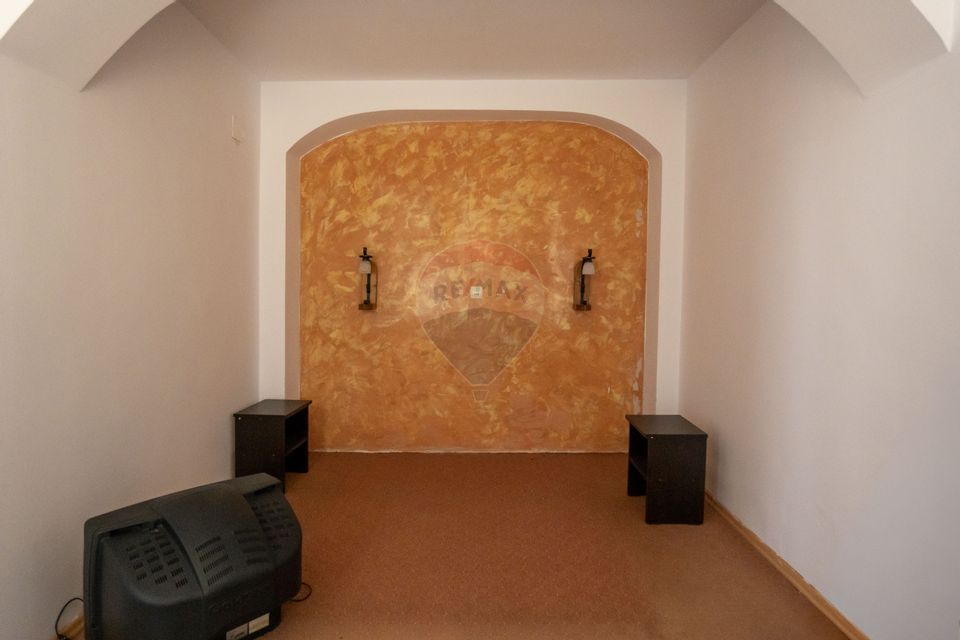 Hotel Pârâul Rece de vânzare, 32 CAMERE| 3000mp TEREN | COMISION 0% |