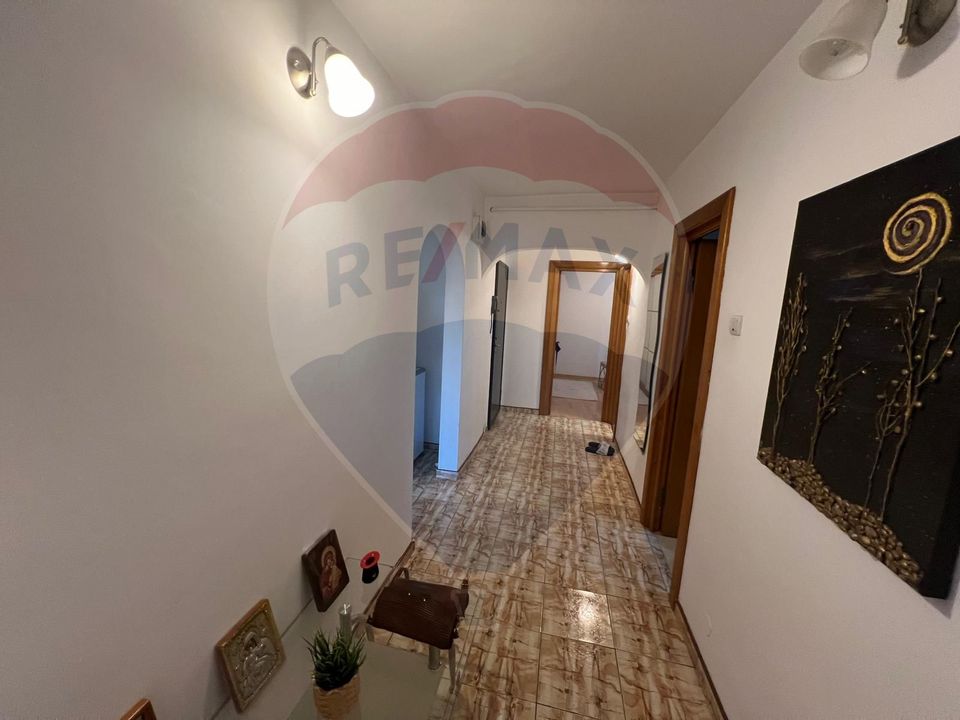 Apartament 3 camere în zona gara