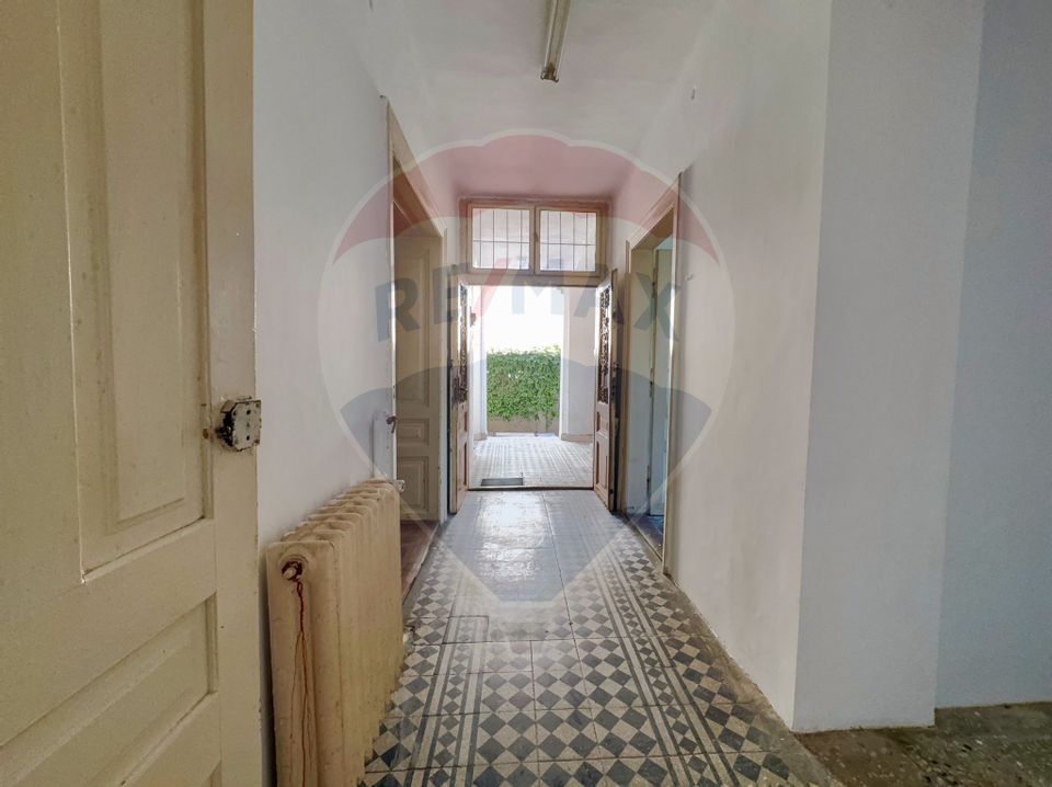 Casă / Vilă cu 6 camere de vânzare în zona Elisabetin