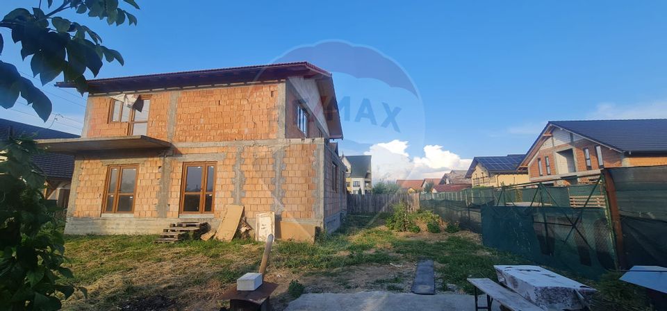 6 room House / Villa for sale, Stupini area