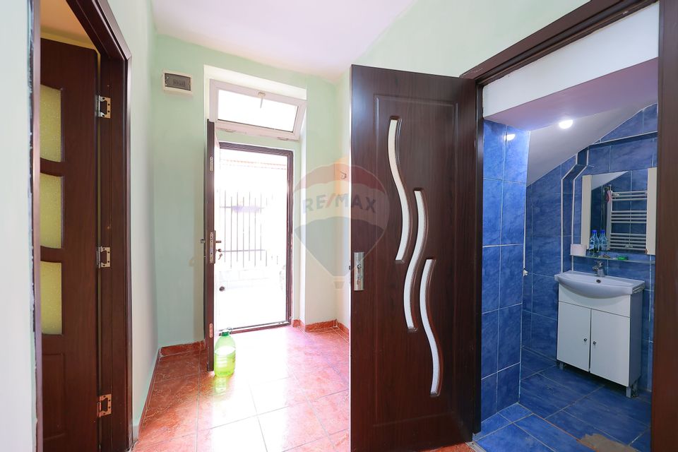 Apartament cu 2 camere de vânzare în zona Ultracentral