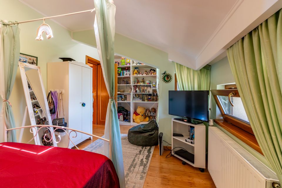 Casă / Vilă de vanzare in Corbeanca, Laguna Albastra, langa lac