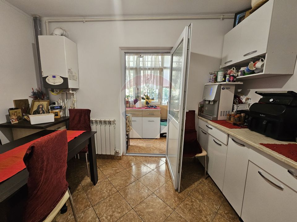 3 room Apartment for sale, Far area