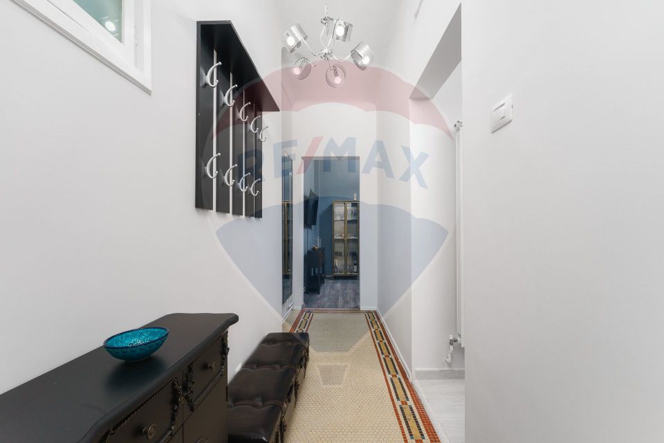 Special / Eclectic Apartment, 3 rooms, 67sqm, Calea Victoriei