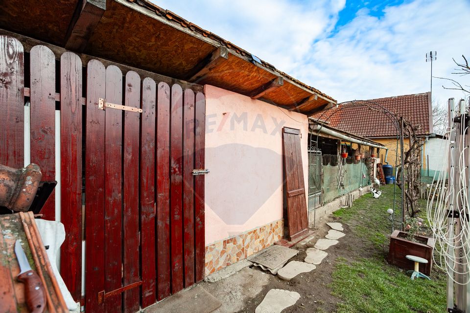 Casă complet utilată de vânzare în Macea, doar 25 km de Arad