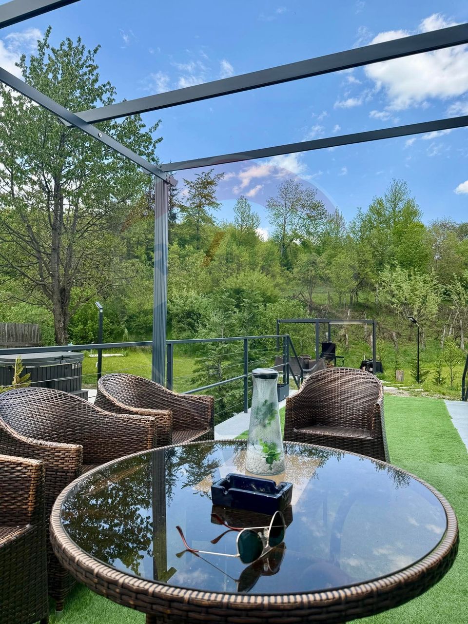 8 room House / Villa for sale